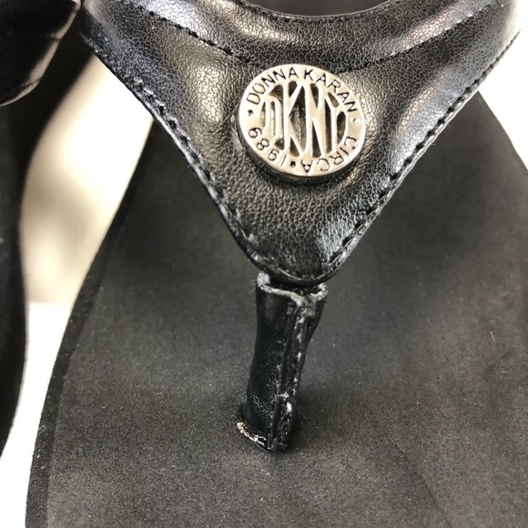 90s Vintage DONNA Karan black platforms logo print Size 8.5
thong style - Picture 5 of 7